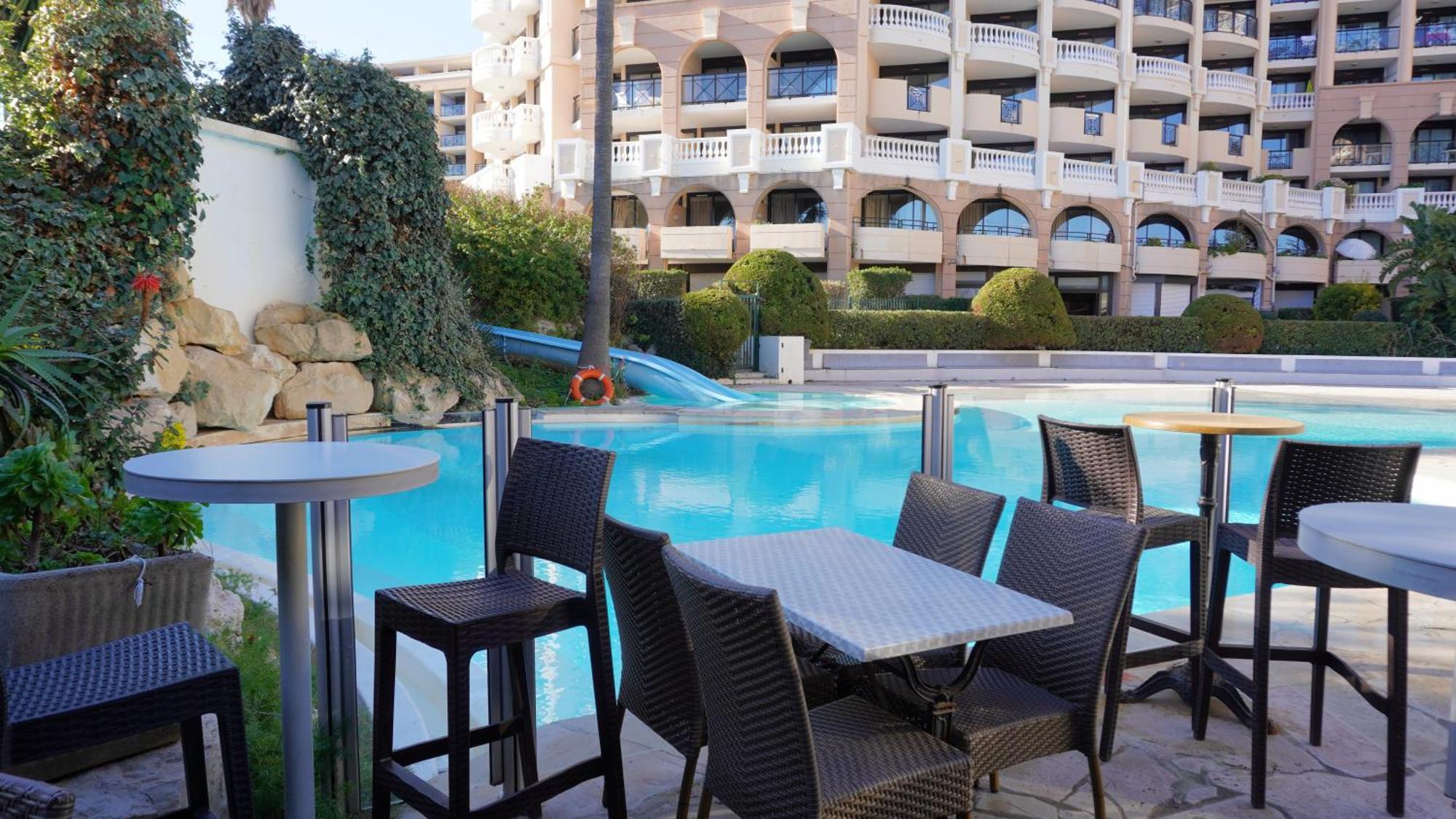 556, Vue Et Piscine By Palmazur Apartment *